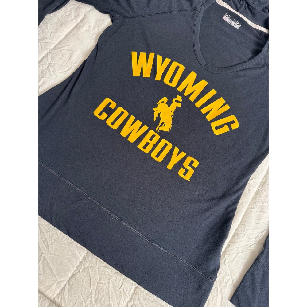 Under Armour Y2K Wyoming Cowboys HeatGear Hoodie Black V-Neck Womens Medium